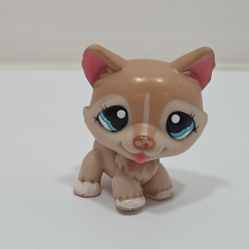 Littlest Pet Shop Authentic LPS #1012 Husky Mommy Tan Brown Cream Dog Blue Eyes